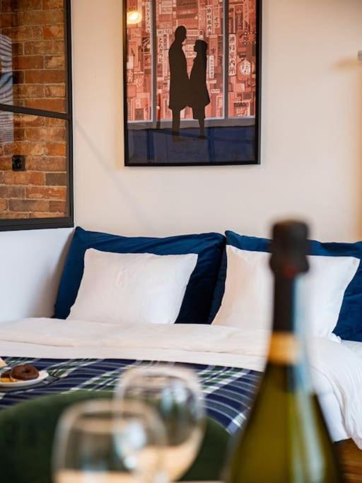 Chic Apartment In Historic Koneser Area Варшава Екстериор снимка